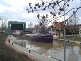 Schleuse 05-03-19 012.jpg